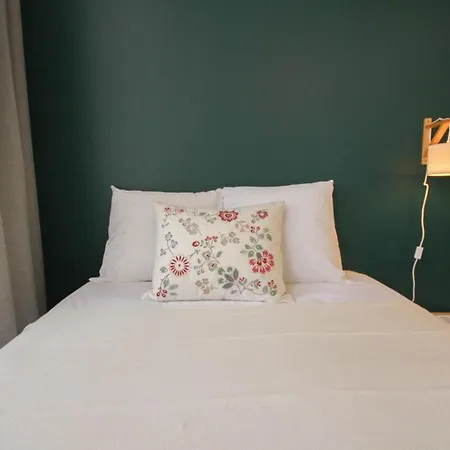 Grand Place - And Equipped Studio! * Lille